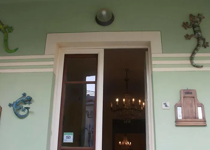 La Del Geco מלון מרינה די פיאטרסנטה