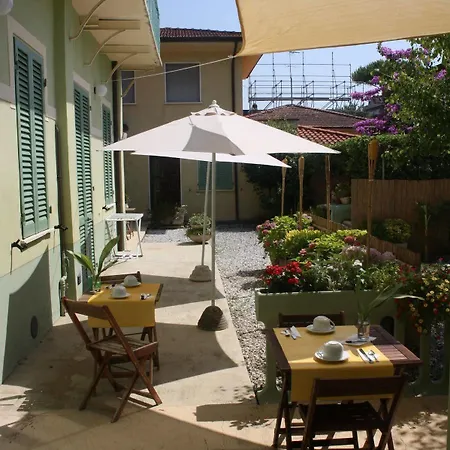 Hotell La Del Geco Marina di Pietrasanta